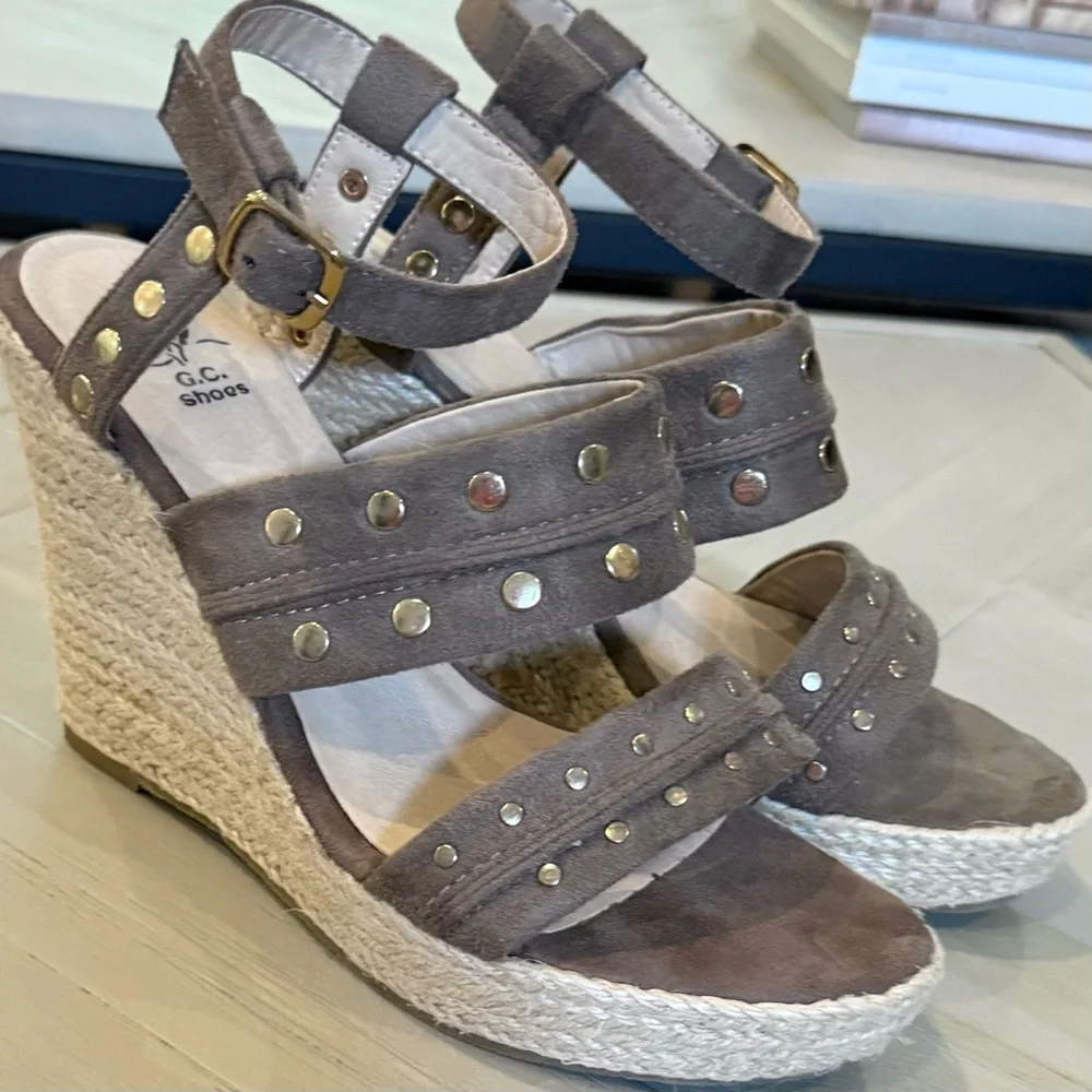 Boutique, Chic, Boho Women's Brown/Tan Wedge Sandals Size 9.